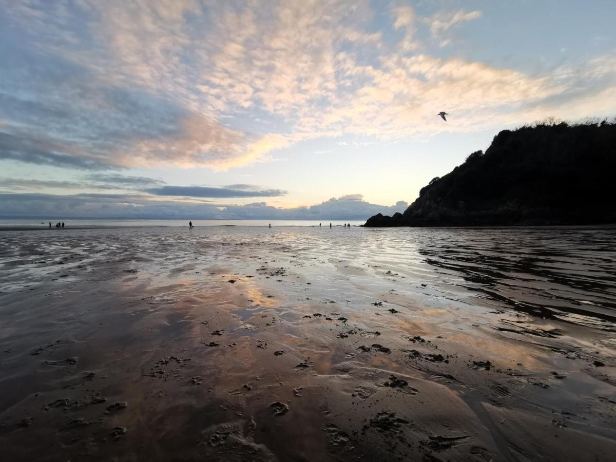 Caswell Beach Chalet 70 Located In Gower Peninsula Swansea Eksteriør billede